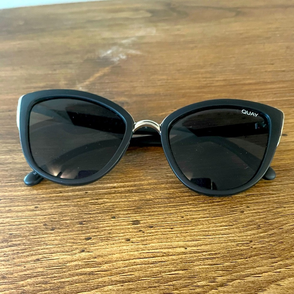 QUAY cat eye sunglasses